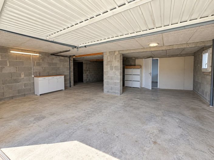Image No.9-4 Bed House for sale