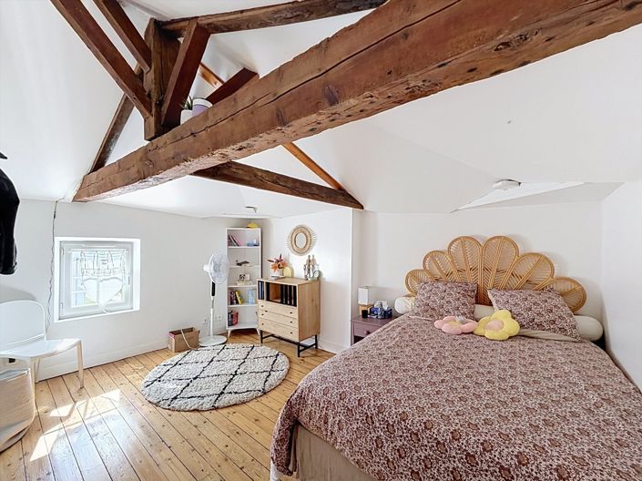 Image No.10-4 Bed House for sale