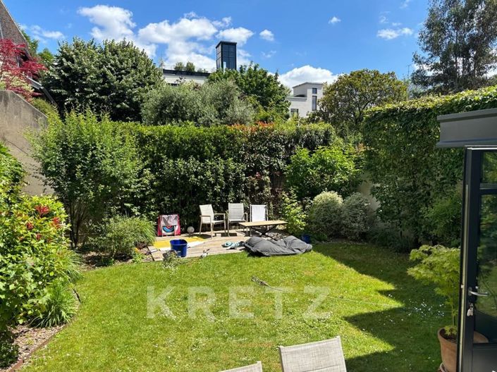 Image No.17-4 Bed House for sale