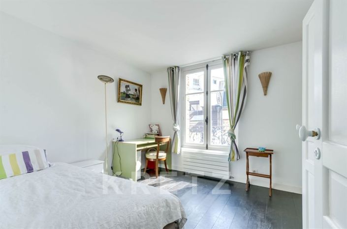 Image No.7-4 Bed House for sale