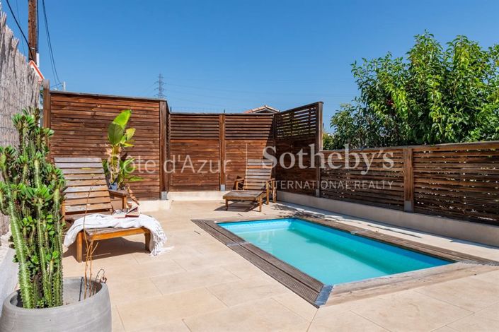 Image No.18-3 Bed Apartment for sale