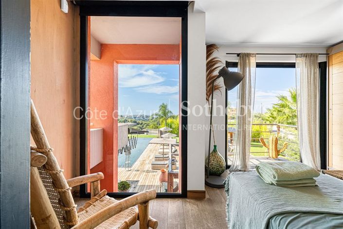Image No.16-3 Bed House for sale