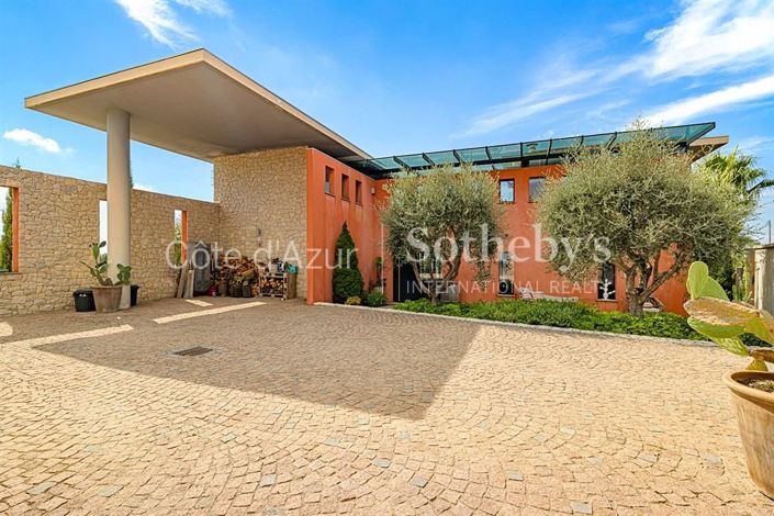 Image No.5-3 Bed House for sale
