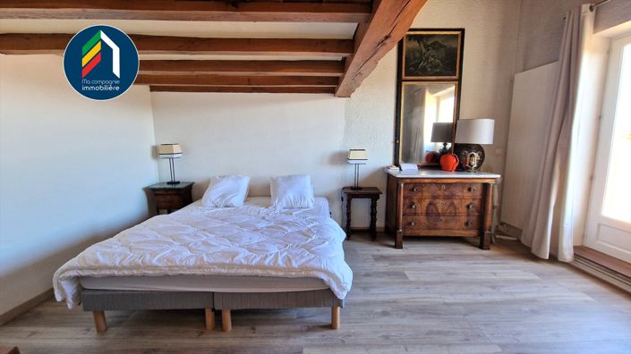 Image No.10-6 Bed House for sale