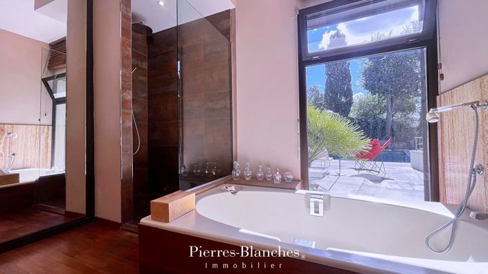 Image No.13-4 Bed House for sale
