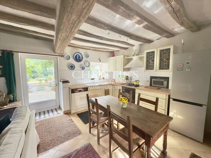 Image No.7-3 Bed House for sale