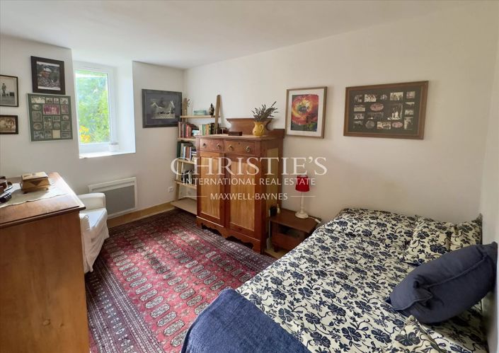 Image No.8-3 Bed House for sale