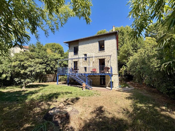 Image No.2-5 Bed House for sale