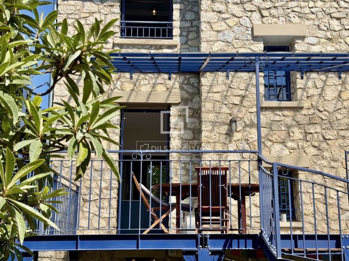 Image No.2-5 Bed House for sale