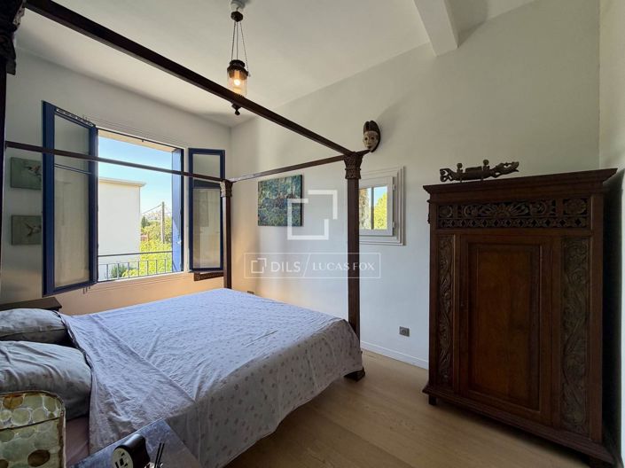 Image No.25-5 Bed House for sale