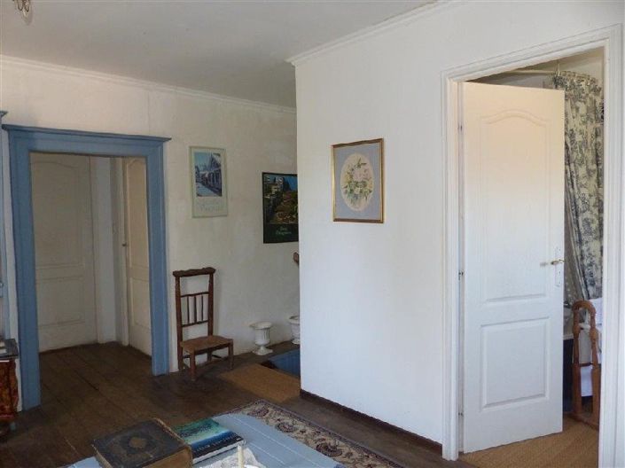 Image No.15-4 Bed House for sale