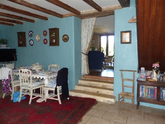 Image No.2-4 Bed House for sale