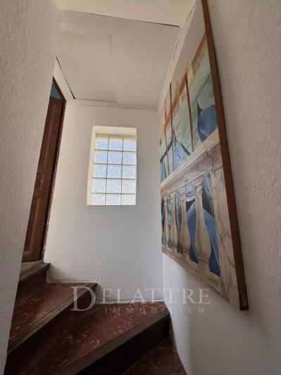 Image No.11-2 Bed House for sale