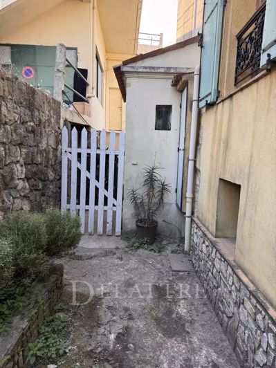 Image No.16-2 Bed House for sale