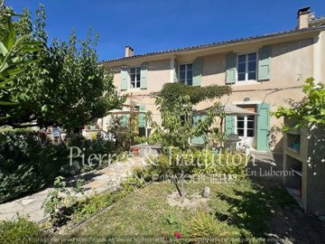 1 - Alpes-de-Haute-Provence, House