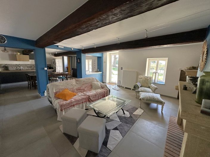 Image No.17-8 Bed House for sale