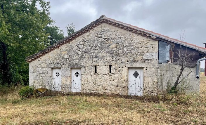 Image No.10-3 Bed House for sale