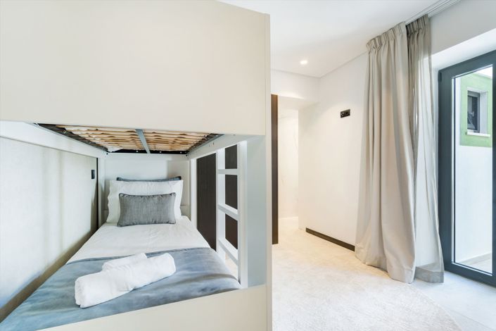 Image No.36-3 Bed House for sale