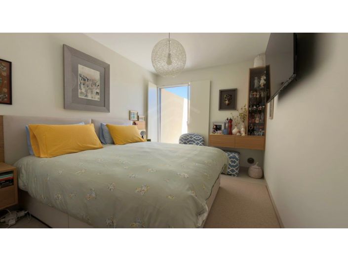 Image No.24-3 Bed Apartment for sale