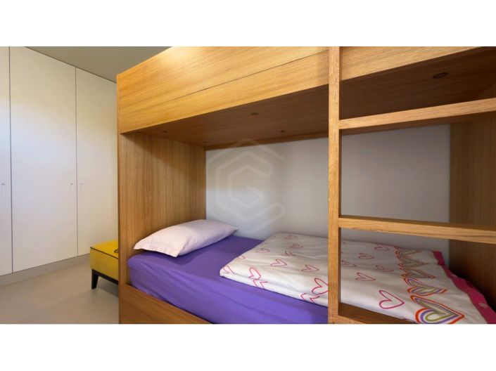 Image No.25-3 Bed Apartment for sale