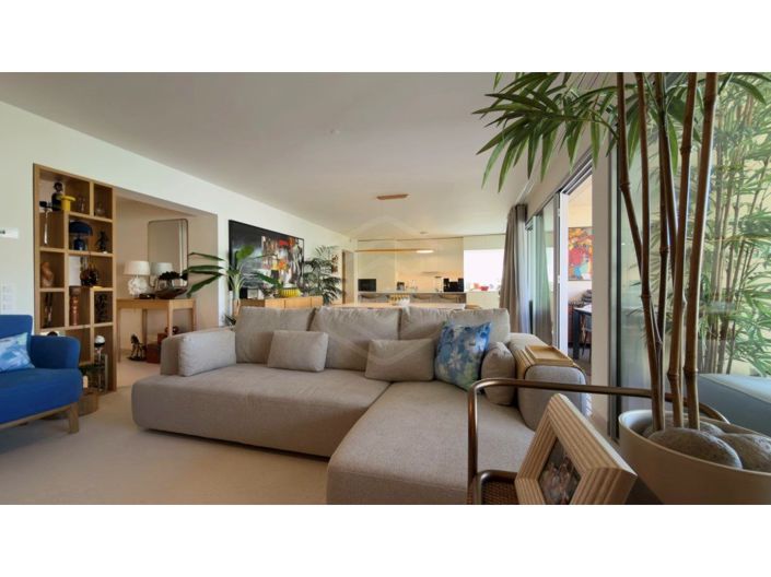 Image No.3-3 Bed Apartment for sale