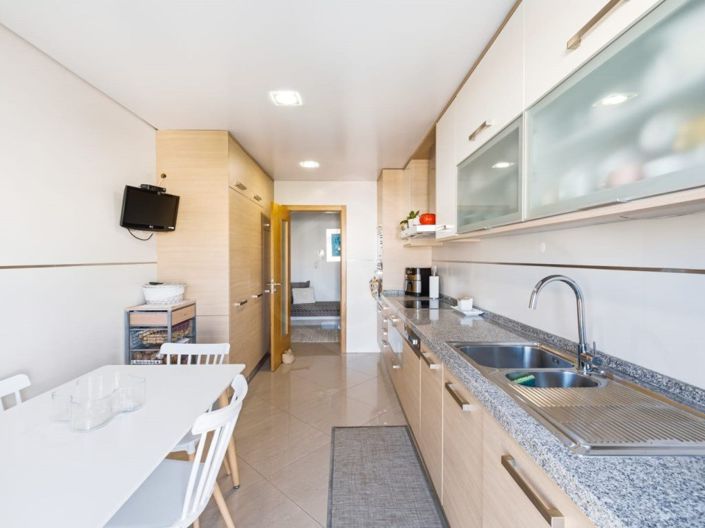 Image No.8-3 Bed Apartment for sale