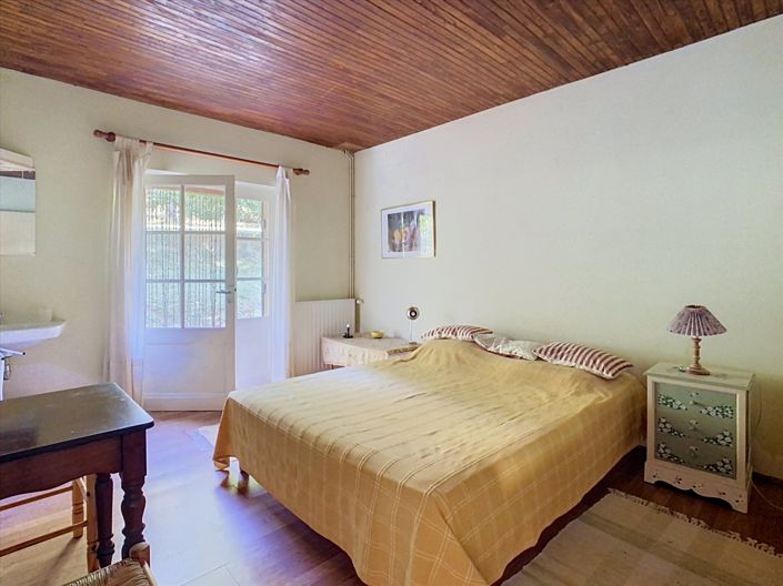 Image No.12-3 Bed House for sale