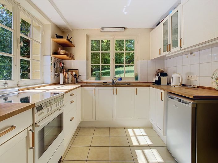 Image No.17-3 Bed House for sale