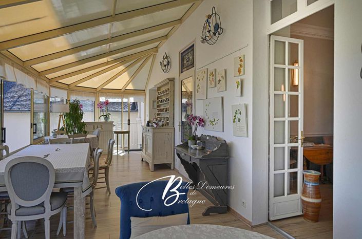 Image No.6-6 Bed House for sale
