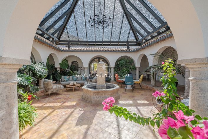 Image No.3-4 Bed House for sale