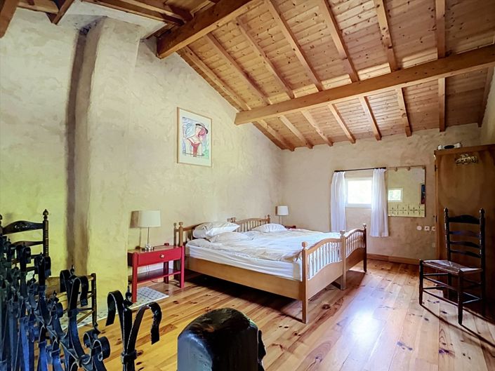 Image No.18-3 Bed House for sale