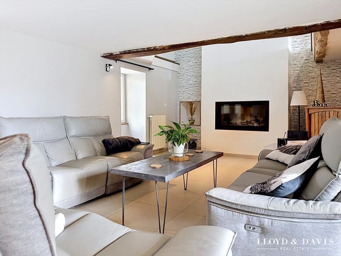 Image No.5-3 Bed House for sale