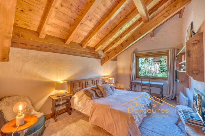 Image No.11-5 Bed House for sale