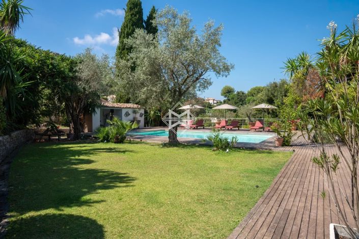 Image No.4-5 Bed House for sale