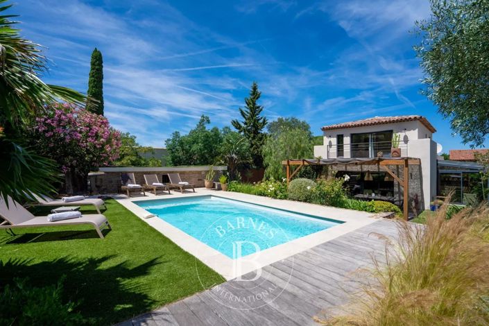 Image No.13-4 Bed House for sale