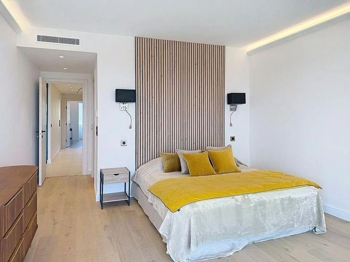 Image No.10-3 Bed Apartment for sale