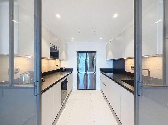 Image No.12-3 Bed Apartment for sale