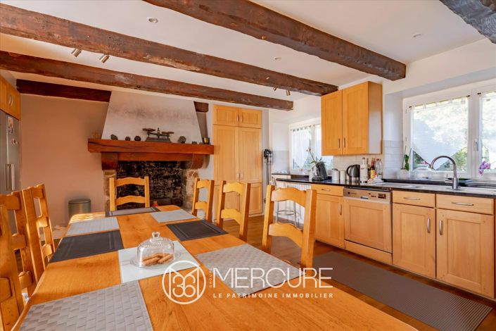 Image No.2-4 Bed House for sale