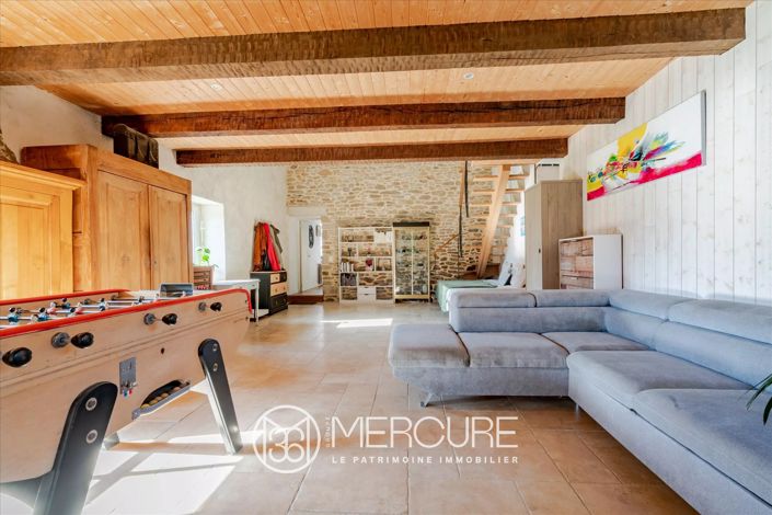 Image No.3-4 Bed House for sale