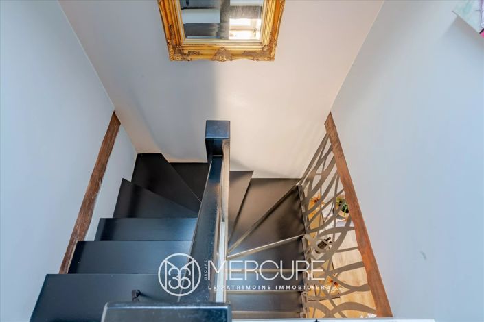 Image No.6-4 Bed House for sale