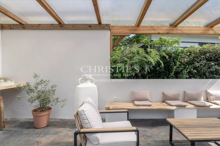 Image No.16-4 Bed House for sale
