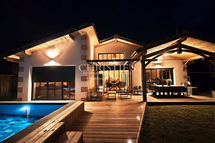 Image No.19-4 Bed House for sale