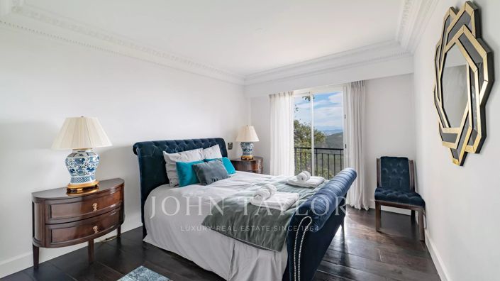 Image No.18-7 Bed House for sale