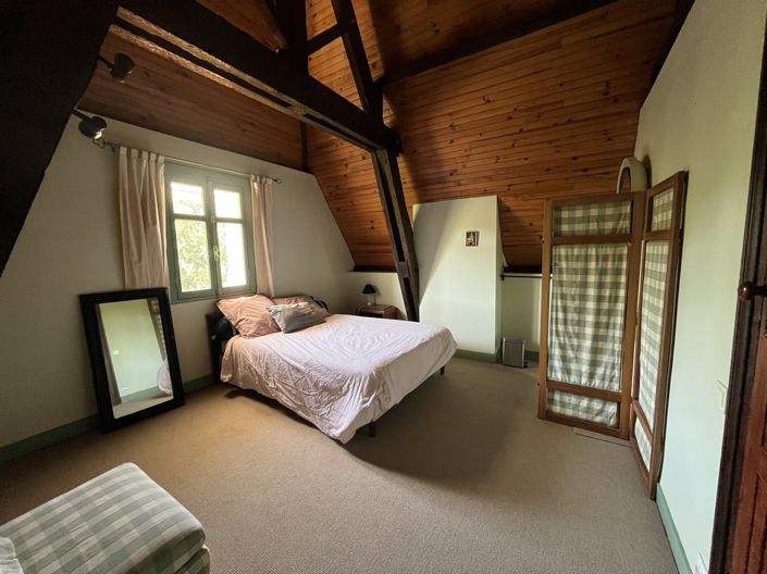 Image No.10-7 Bed House for sale