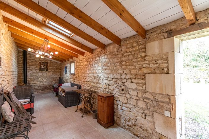 Image No.14-2 Bed House for sale