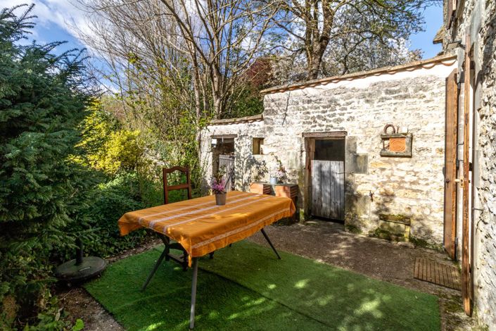 Image No.2-2 Bed House for sale