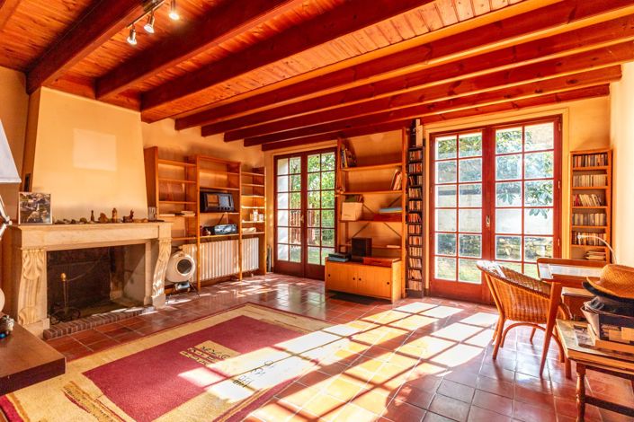 Image No.6-2 Bed House for sale