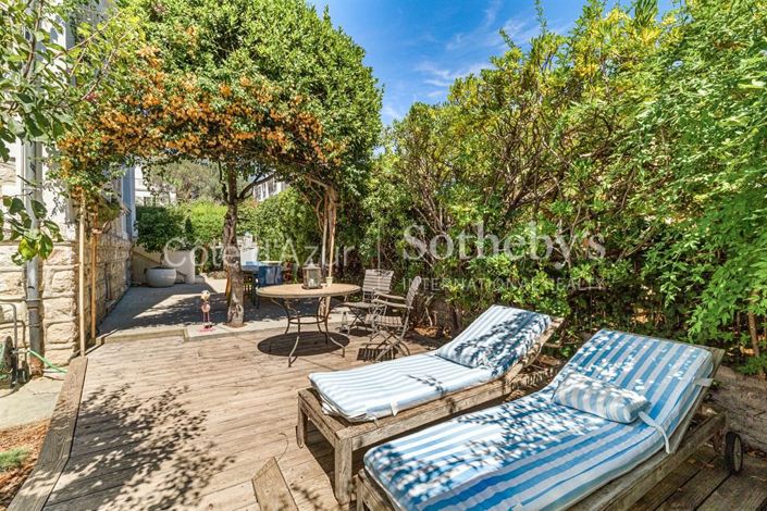 Image No.12-4 Bed Property for sale