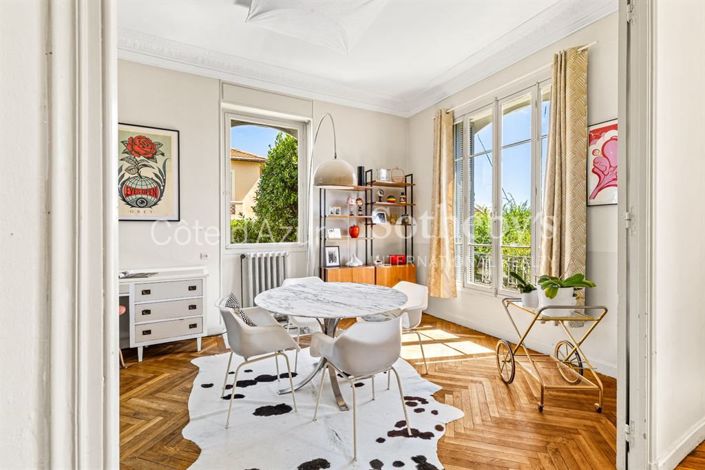 Image No.5-4 Bed Property for sale