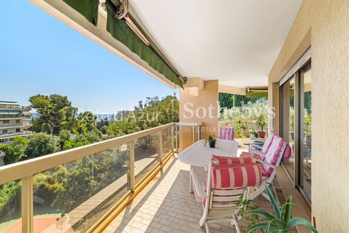 Image No.11-3 Bed Apartment for sale